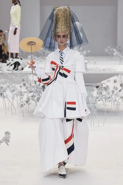 Look 35